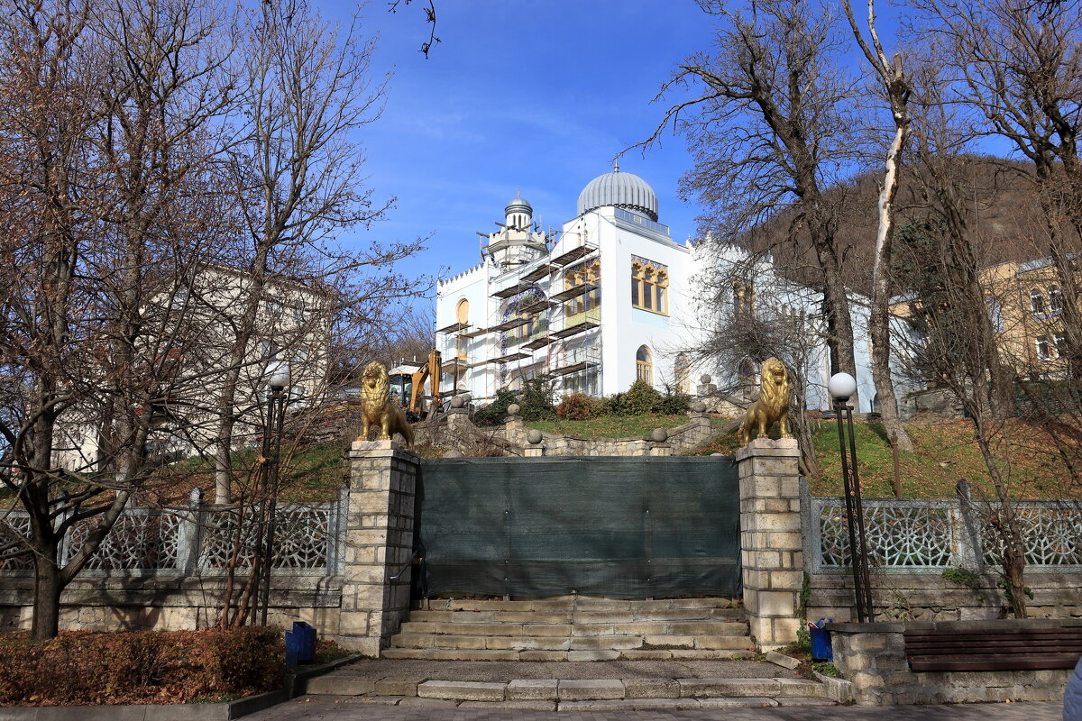 Железноводск.Летняя резиденция бухарского эмира. - Александр Николаев Железноводск.Летняя резиденция бухарского эмира. - Александр Николаев