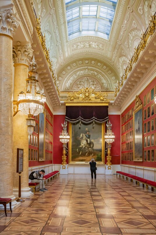 В галерее героев - Константин Бобинский