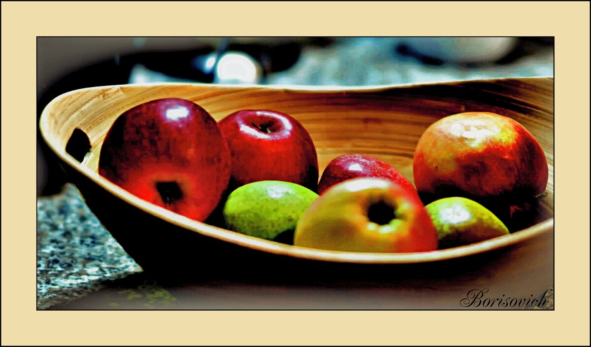 Apple - Denis Lipatov