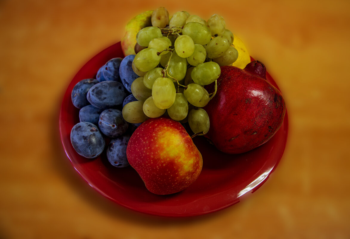 Фрукты - Анатолий Чикчирный