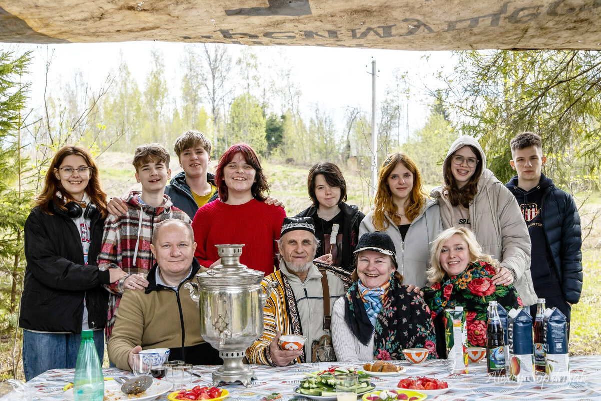 Чаепитие с предователями - Алексей Сопельняк