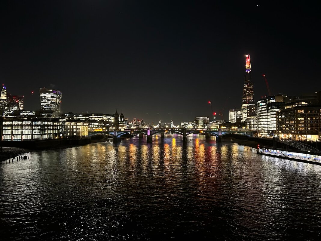 Темза ночью - Eldar Baykiev Темза ночью - Eldar Baykiev