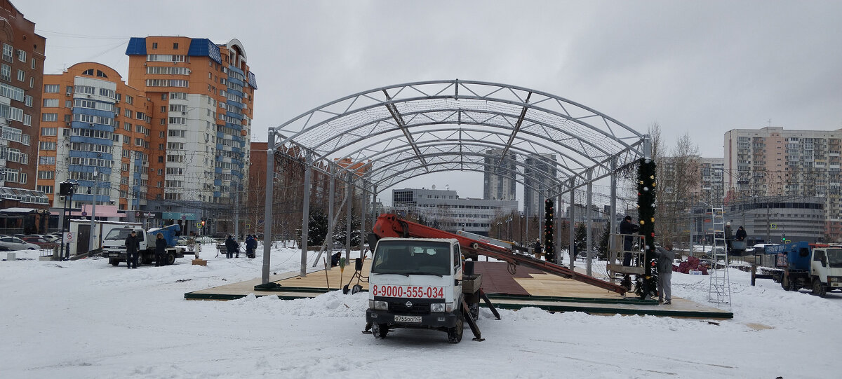 С наступающим... - Радмир Арсеньев