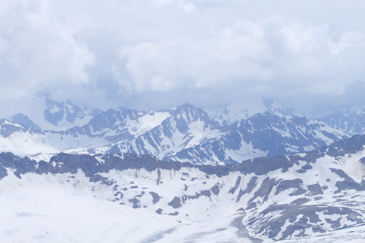 Приэльбрусье - Олег Денисов Приэльбрусье - Олег Денисов