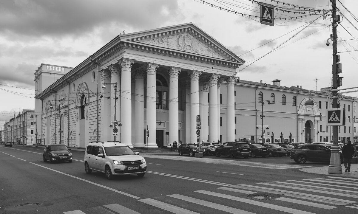 Тверская Академическая Областная Филармония - Андрей Неуймин Тверская Академическая Областная Филармония - Андрей Неуймин