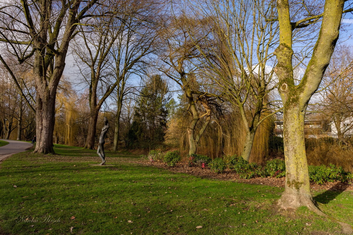 *** - Николай Гирш