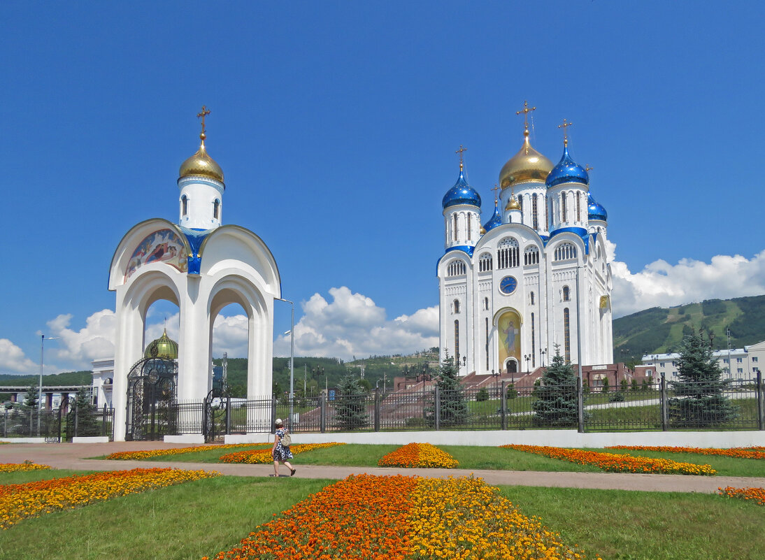 Кафедральный собор Рождества Христова в Южно-Сахалинске - ИРЭН@ . Кафедральный собор Рождества Христова в Южно-Сахалинске - ИРЭН@ .