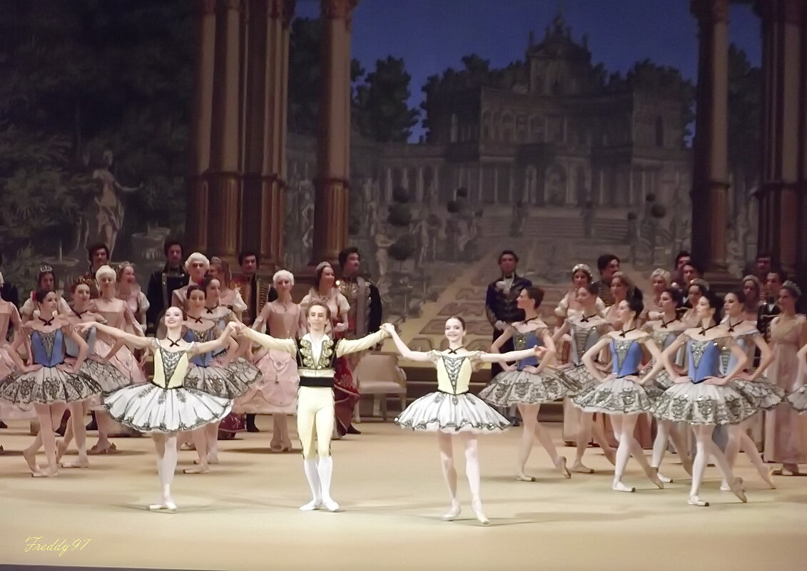 Поклоны на сцене Большого театра - Freddy 97 Поклоны на сцене Большого театра - Freddy 97