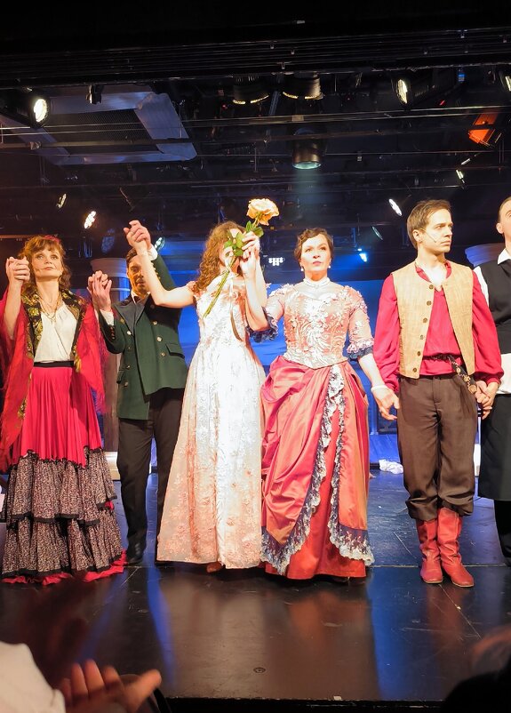 Спектакль окончен! - Ольга Спектакль окончен! - Ольга