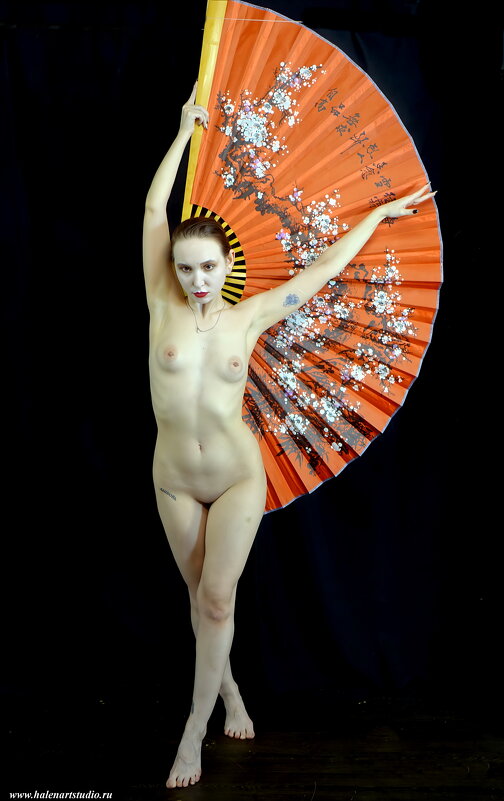 В театре Кабуки скандал Среди труппы нашли женщину! - Игорь Корф