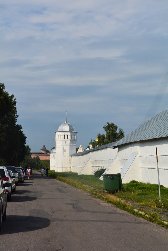 Каменная ограда с башнями XVII—XVIII века - Галина R... Каменная ограда с башнями XVII—XVIII века - Галина R...
