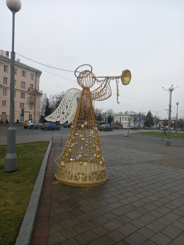 Ангел уже трубит наступающий Новый год! - BoxerMak Mak