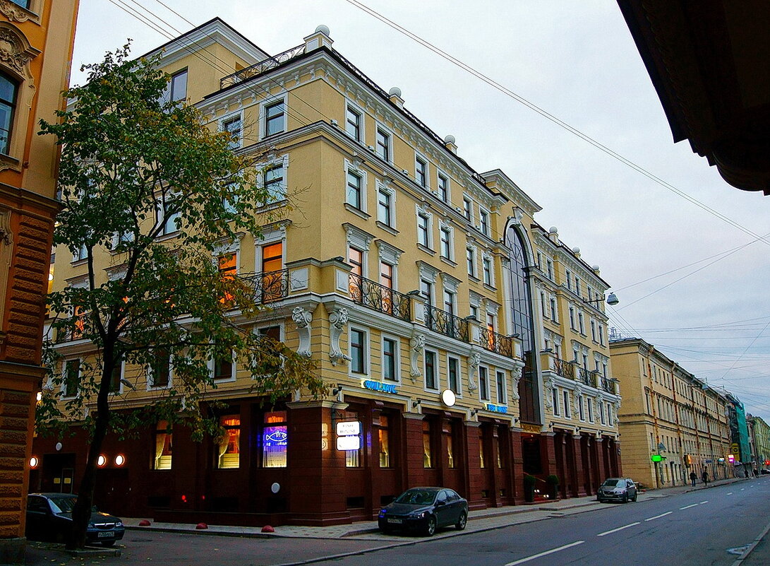 Питер... Архитектура под старину... - Игорь Тельцов Питер... Архитектура под старину... - Игорь Тельцов