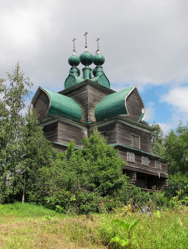 Церковь Успения Пресвятой Богородицы (Год постройки: 1694) - Александр Ильчевский Церковь Успения Пресвятой Богородицы (Год постройки: 1694) - Александр Ильчевский