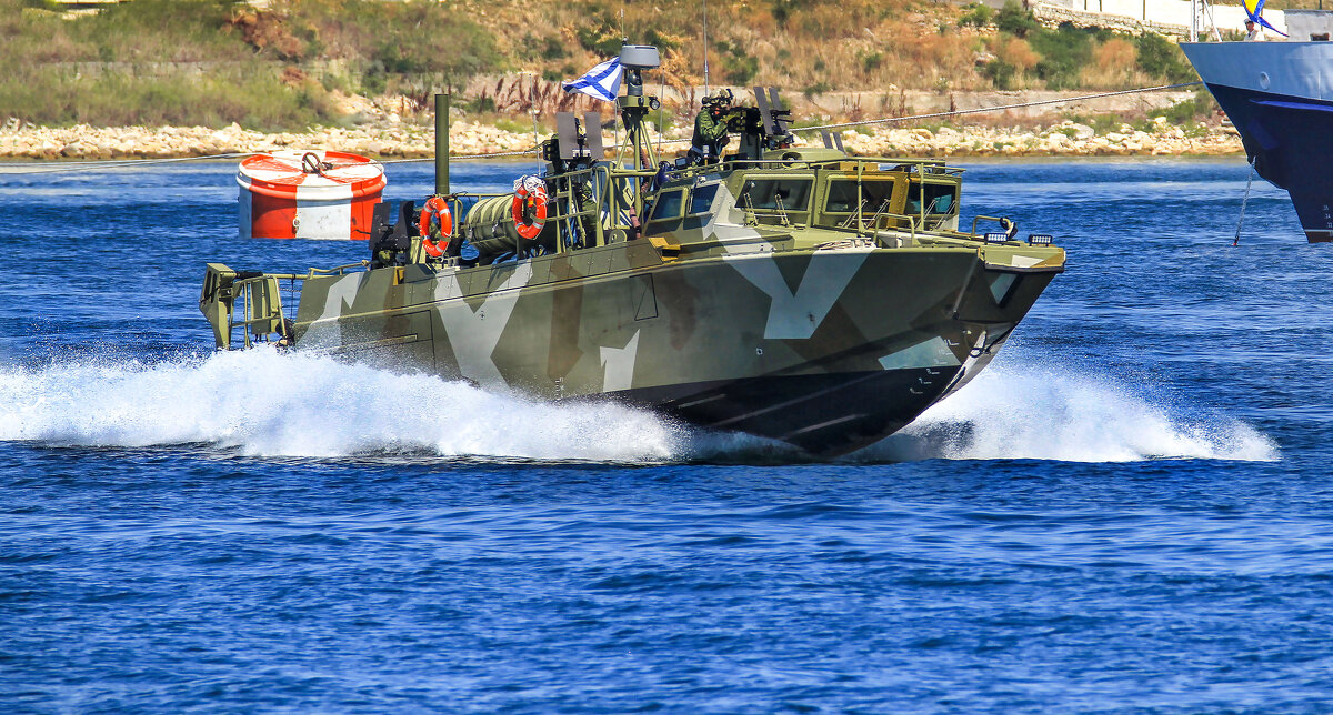 Катер. - Сергей Воротников