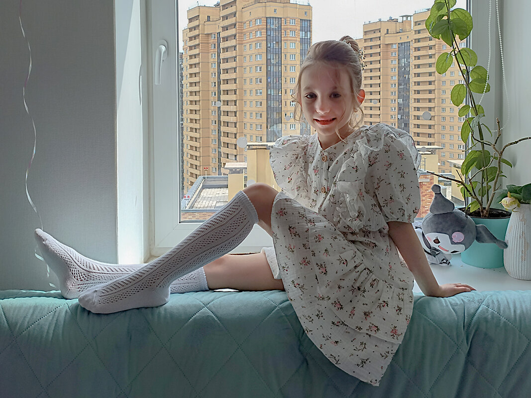 Мария на подоконнике заняла место кошки Аси. - Лилия * Мария на подоконнике заняла место кошки Аси. - Лилия *