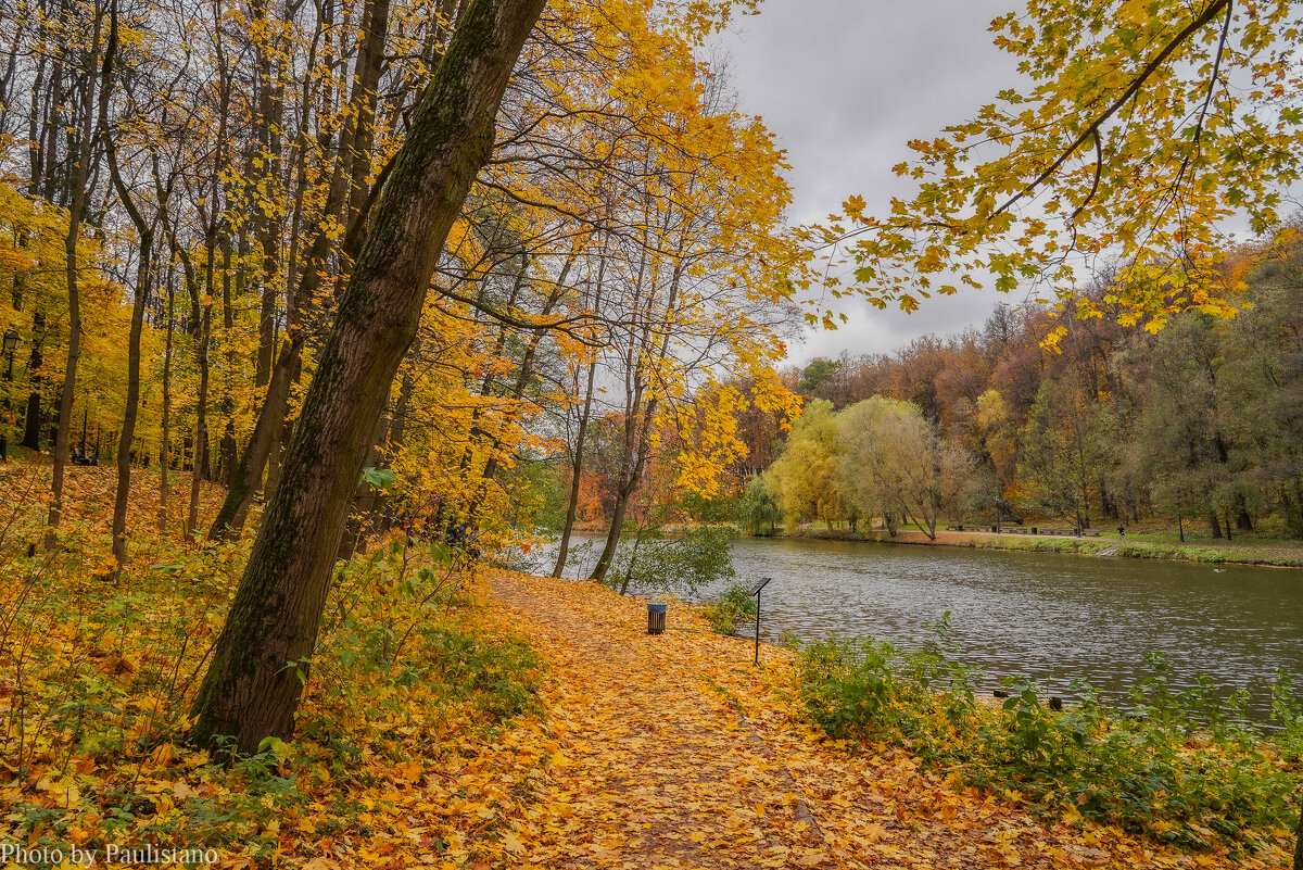 Октябрь в Царицыно... - Владимир Жданов