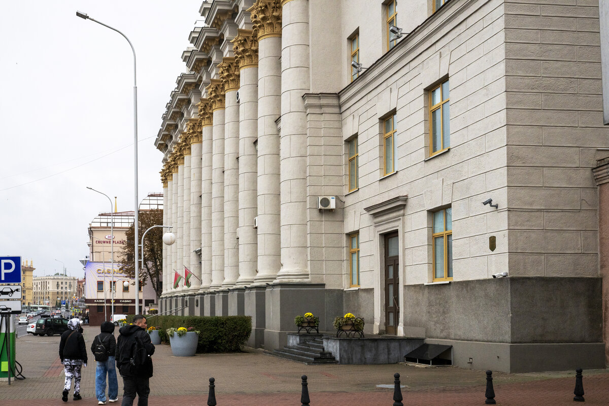 Колоннада - Валерий Пославский