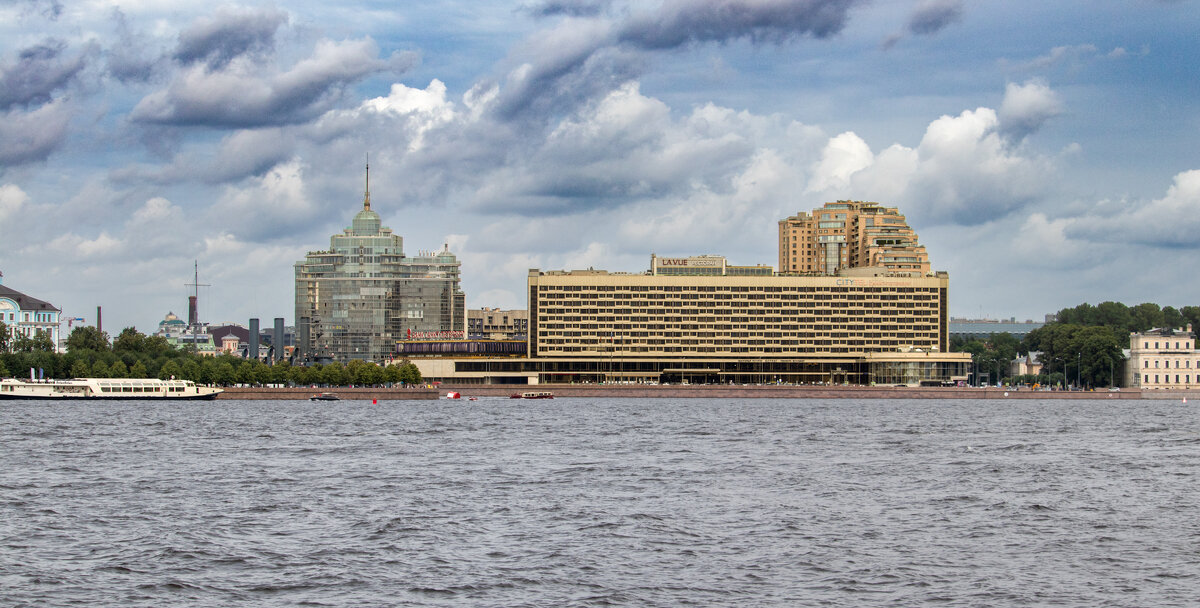 Отель "Санкт-Петербург" - Sergei Vikulov