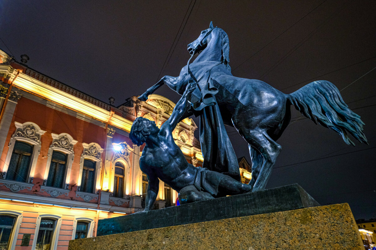 Кони Аничкова моста - Георгий А