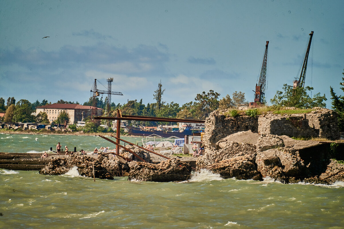 Сухум Абхазия - Александр Леонов