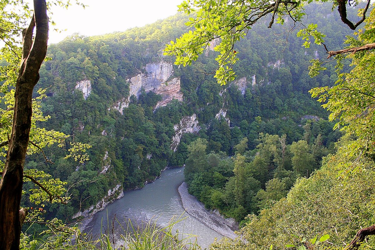 Каньон реки Мзымта Сочи - Tata Wolf Каньон реки Мзымта Сочи - Tata Wolf