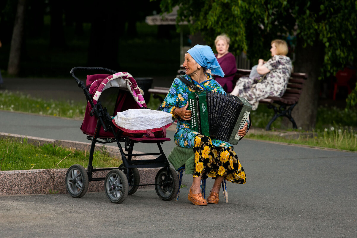 Я играю на гармошке... - Александр Силинский Я играю на гармошке... - Александр Силинский