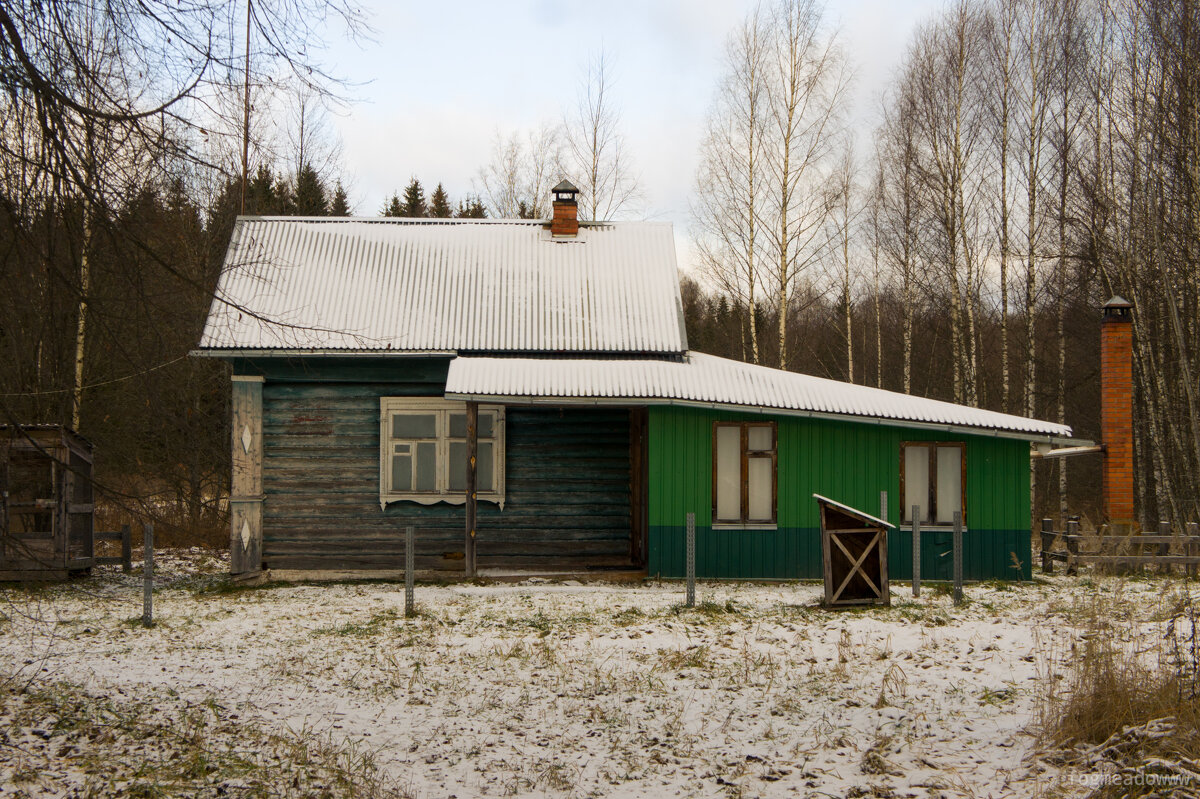 Дом около заброшенной торфяной электростанции - fogmeadowww m
