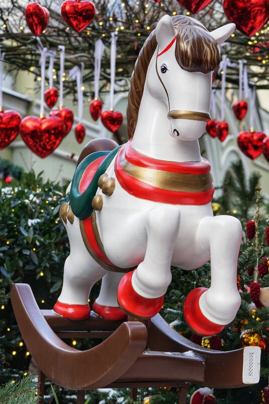 Вся Москва блестит, вся Москва горит: как столица превращается в настоящую зимнюю сказку. - александр 