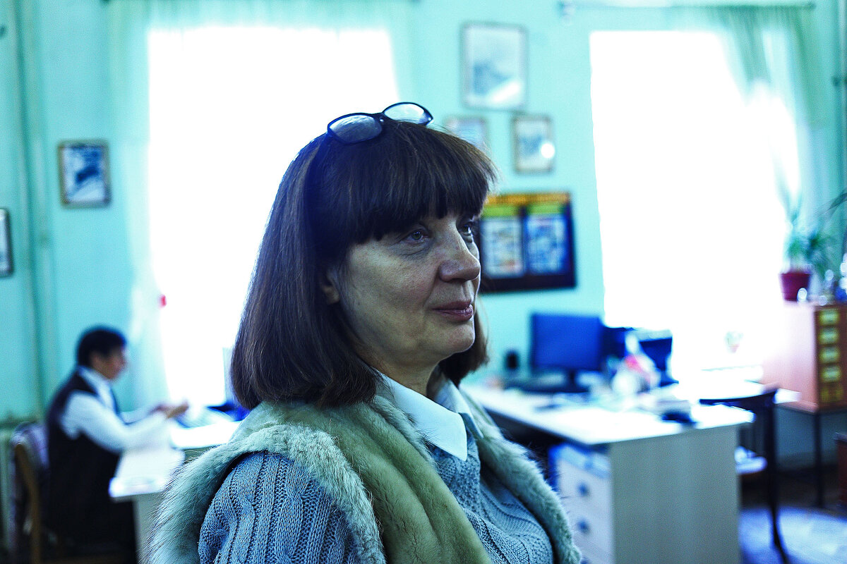 Лариса из библиотеки - Юрий Гайворонскiий