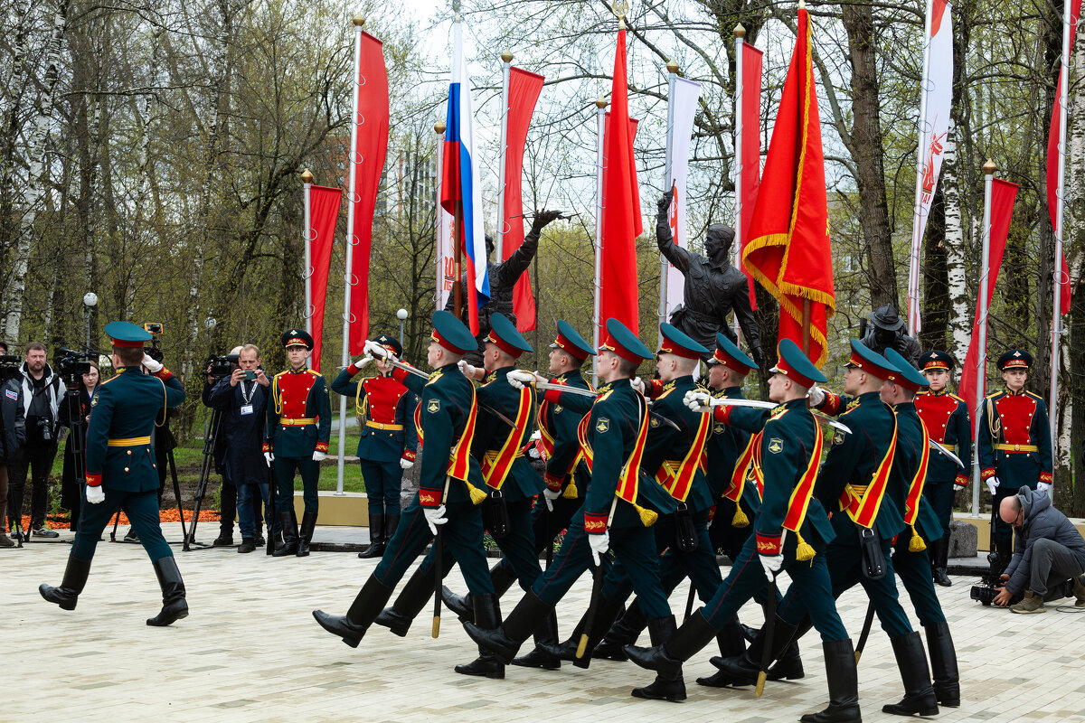 Аты - баты, шли солдаты! - Александр Силинский Аты - баты, шли солдаты! - Александр Силинский