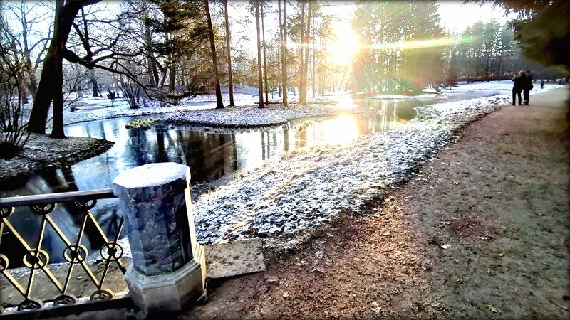Начало зимы в парке, день солнечный ... - Сергей 