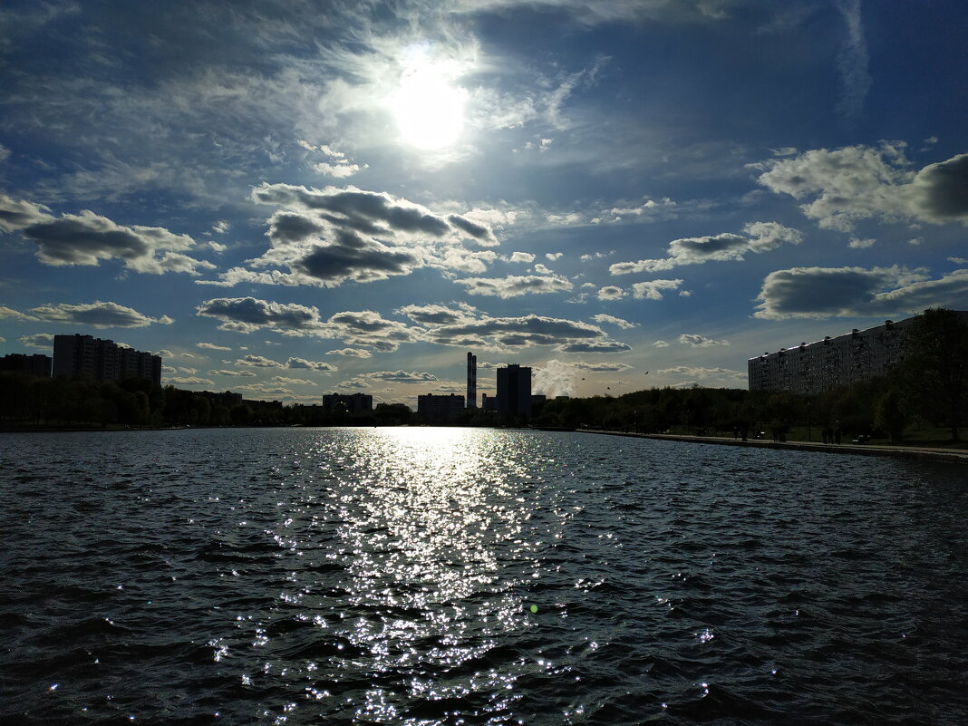 Тема с вариациями. Маюсь. :) - Андрей Лукьянов Тема с вариациями. Маюсь. :) - Андрей Лукьянов