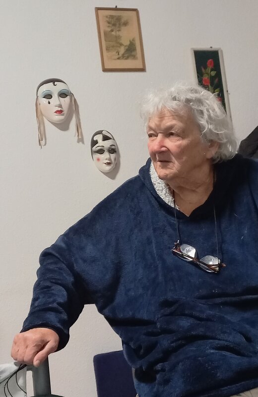 Бабушка Тамара - Сергей Порфирьев