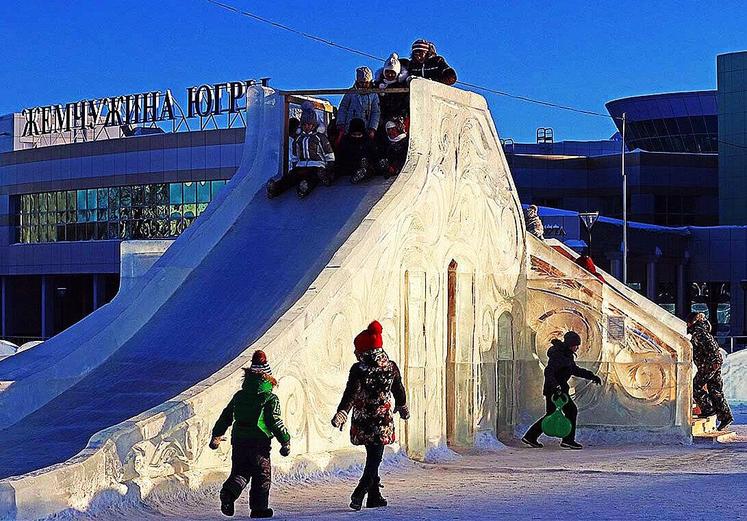Новый год в ледовом городке! - Владимир 