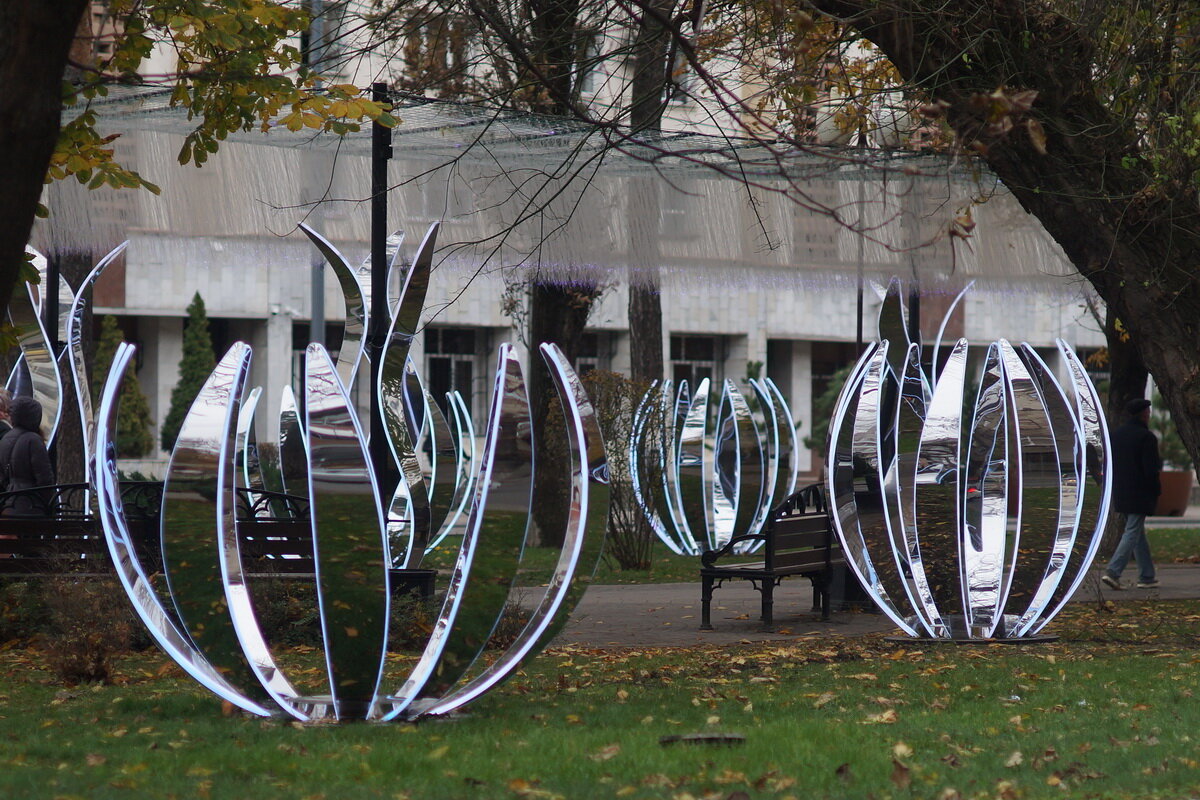 Украшения к Новому году... - Николай Саржанов