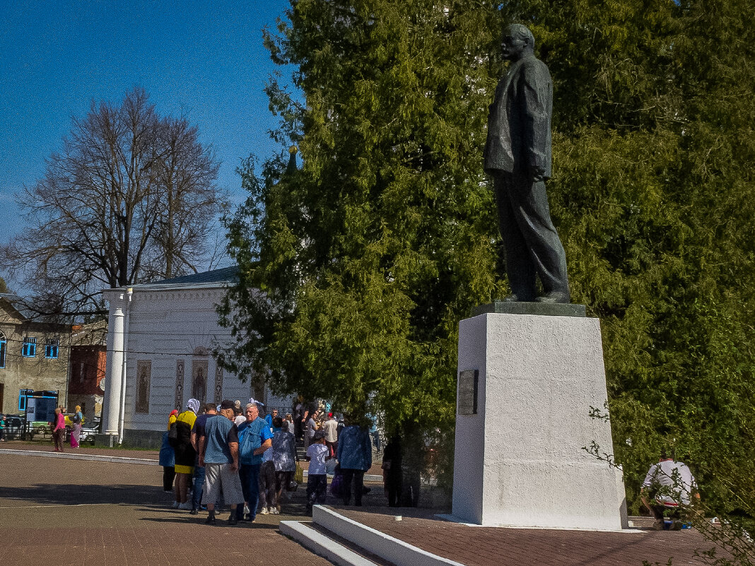 Ильичь и Пасха - Михаил К