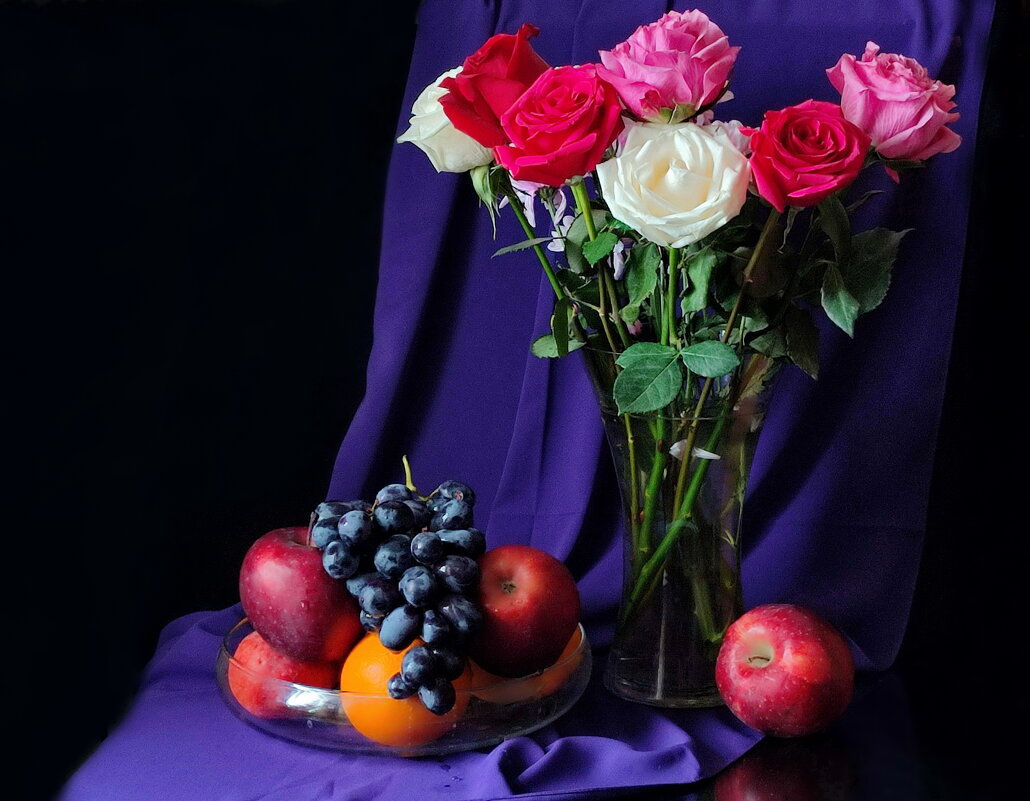 Букетик и фрукты - Валентина Богатко 