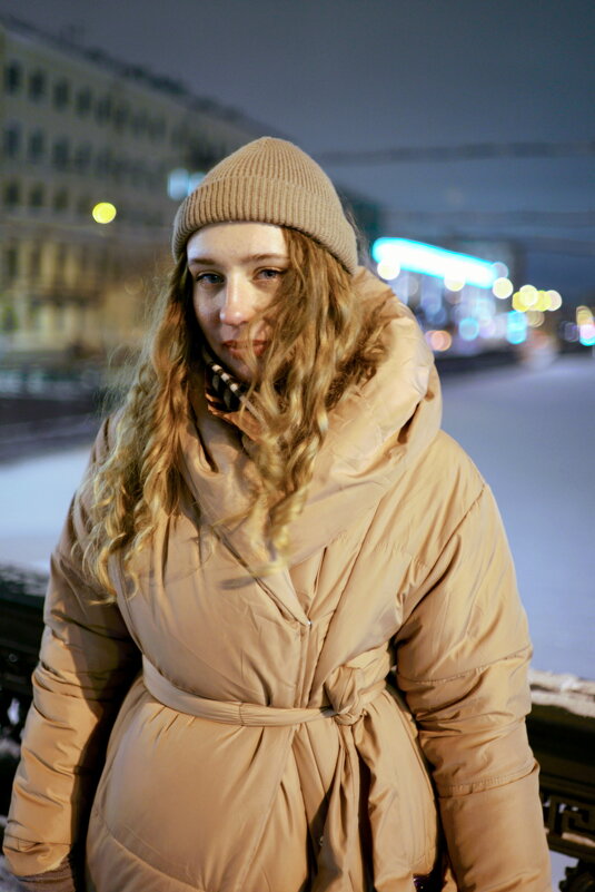 Незнакомка - Владимир Тарасов