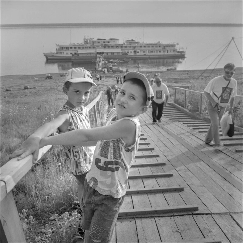 ПАРАХОД ПРИЕХАЛ - Александр Кустов