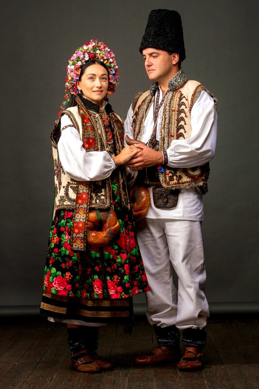 Люблю національний одяг мого народу - Степан Карачко