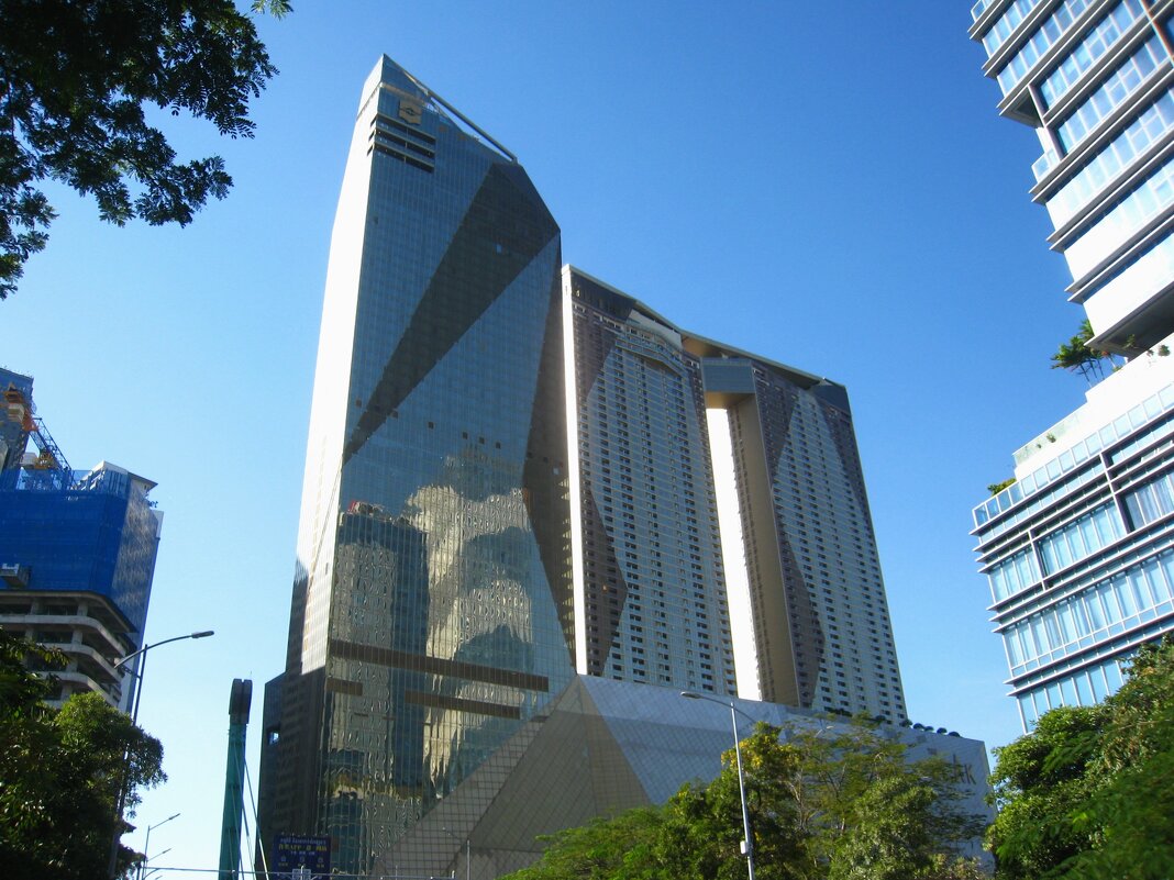 В славном городе Пномпене. - unix (Илья Утропов)