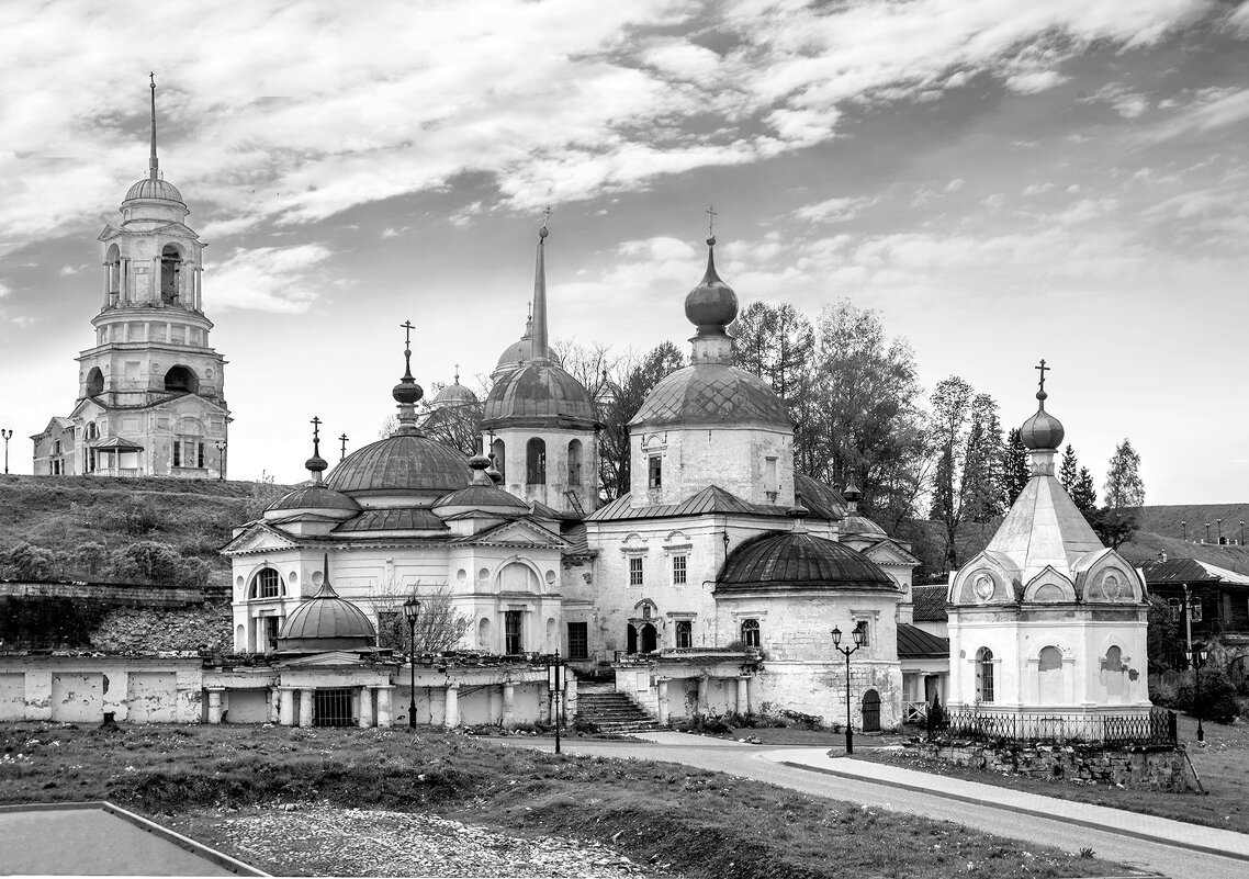 Пятницкий храм, древний русский городок Старица - Владимир Шишкин