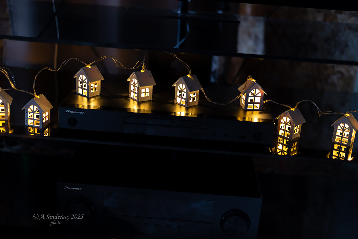 Светящиеся домики, новогодняя гирлянда - Александр Синдерёв