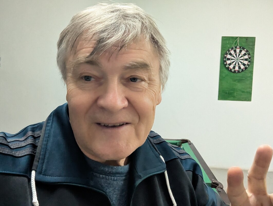 Игрок - Андрей Хлопонин