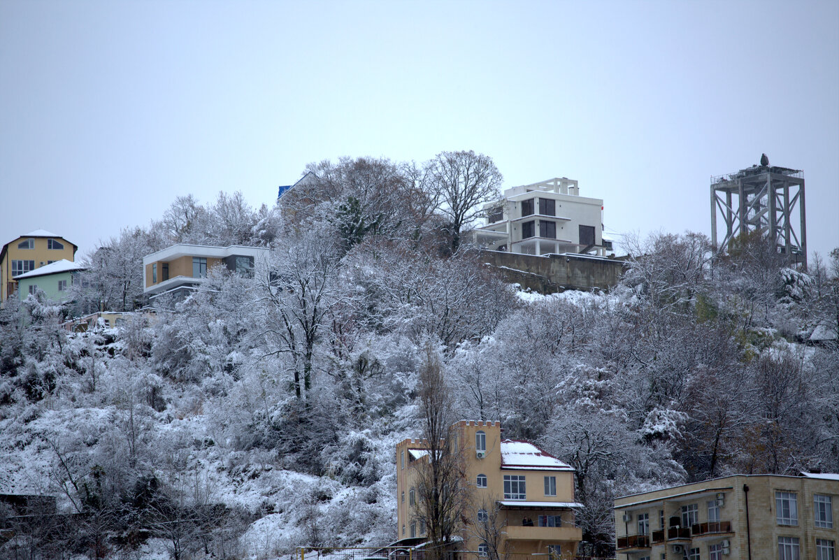 У нас снежок - Валерий 