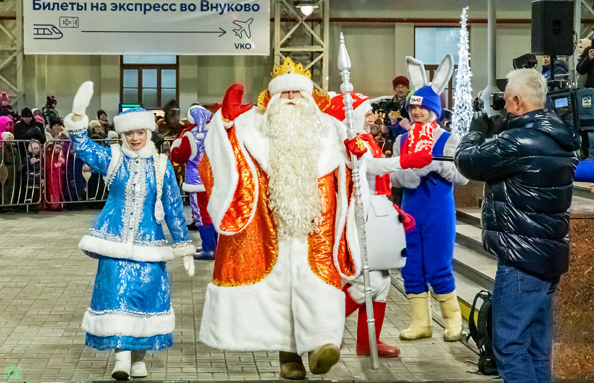 Встреча Деда Мороза на Киевском вокзале - Александр 