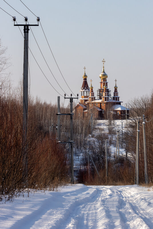 Храм в предгорьях Хехцира - Николай Шепелев