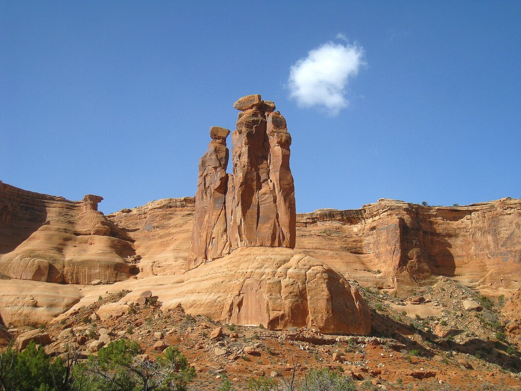 Скалы Рок Тауэр в Национальном парке Арчес. - unix (Илья Утропов)