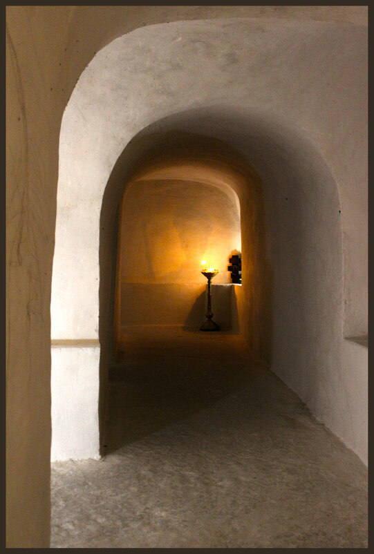 Свято-Успенский Дивногорский мужской монастырь. - Александр. AVG100 ---